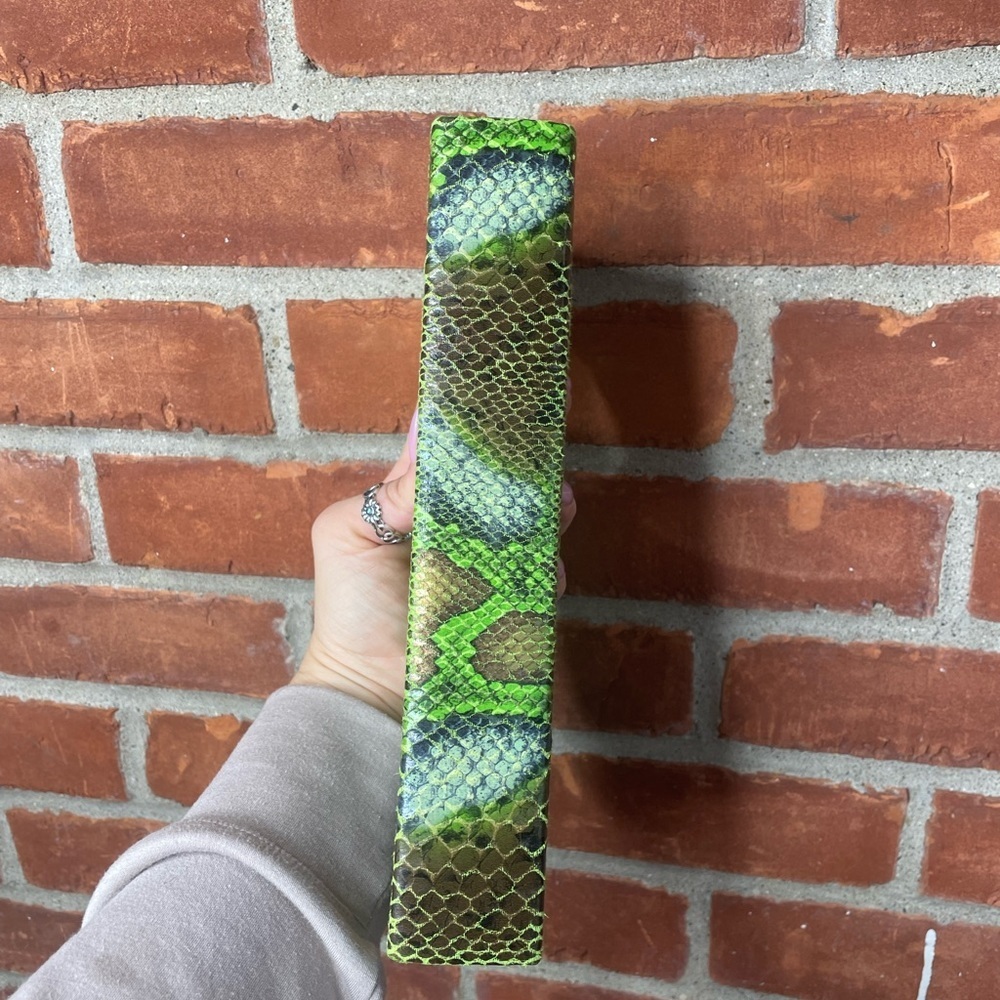 Vintage 90's green snake skin bag - Picture 9 of 12